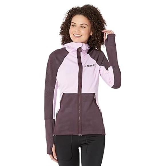 NWOT adidas Purple Ski Jacket with High Collar and Fitted Silhouette - Picture 1 of 13